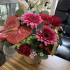 愛知県豊田市花成の花　赤系おまかせアレンジメント